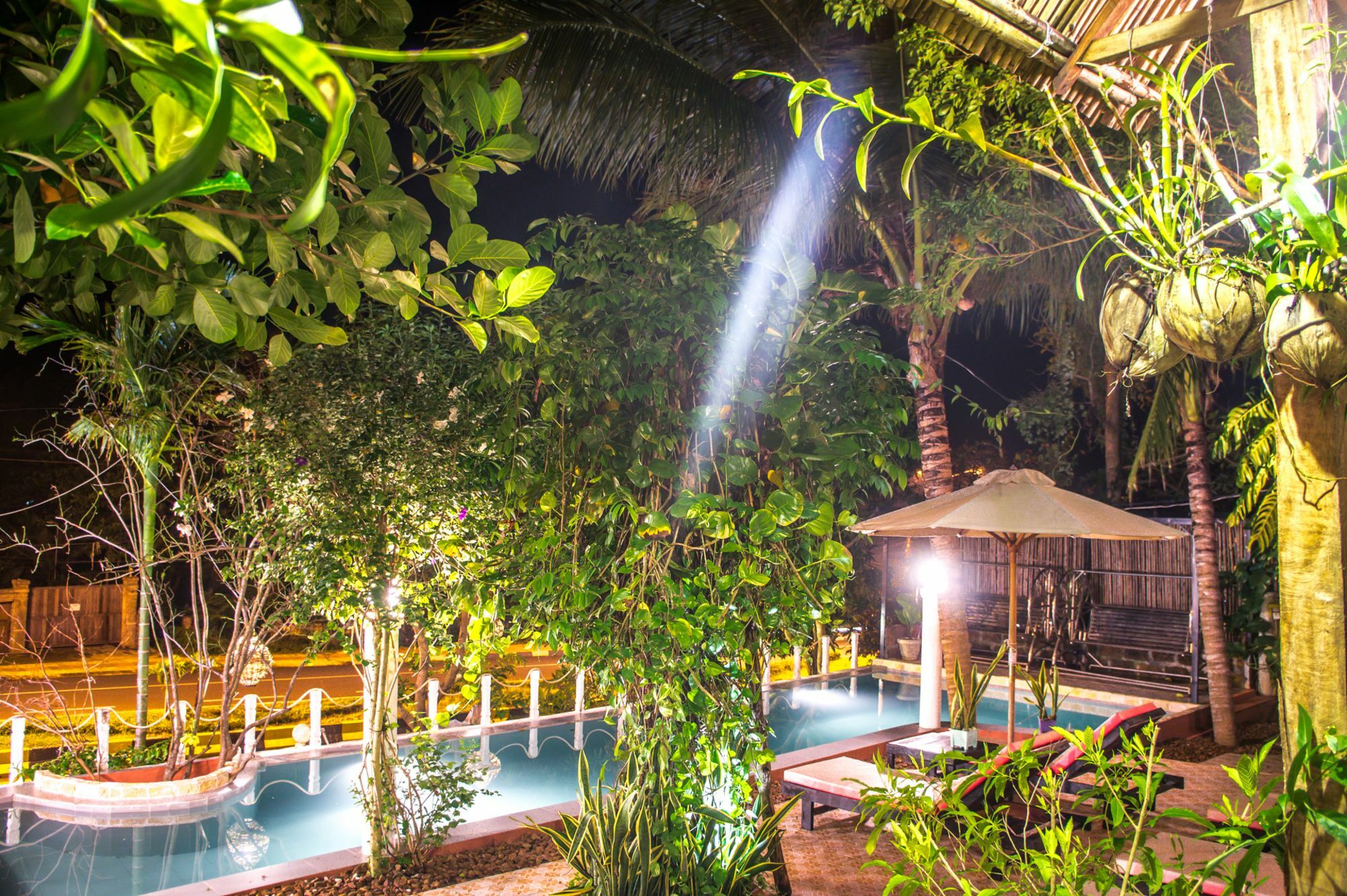 Hotel Tropical Hill Kep Cambodia Esterno foto